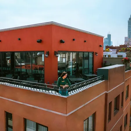 Hotel Canada-2